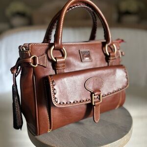 Dooney and Bourke Florentine Medium Pocket Satchel in CHESTNUT